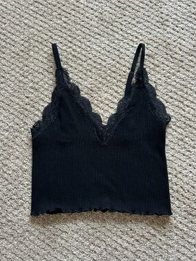 Forever 21 Black Lace Trim Tank Top Size: XS